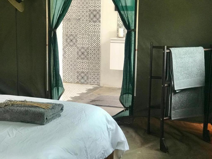 Bedroom, Achab Self Catering Tent, Karibib