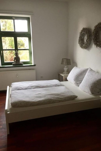 Room 5, Nice Apartment in Brakel, Höxter