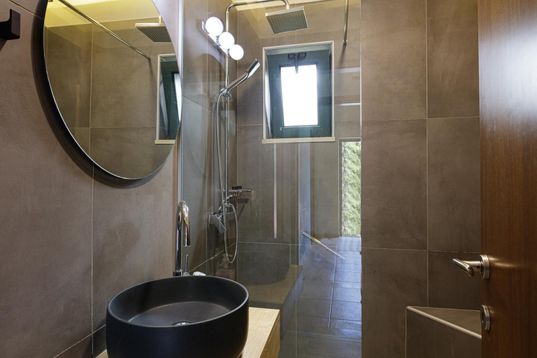 Bathroom 3, Villa Milli, Crete
