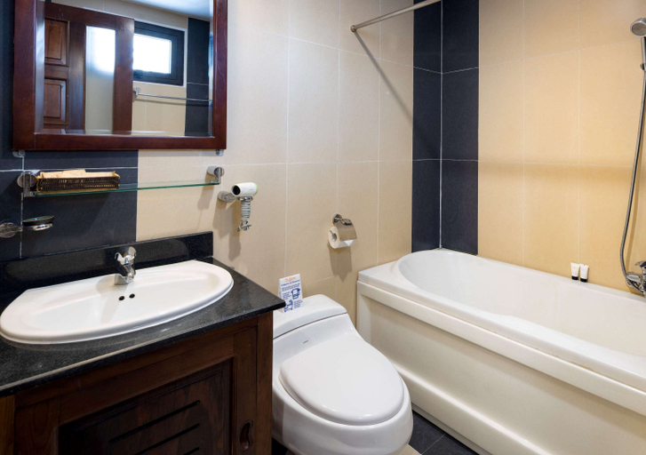Bathroom 5, The Summer Hotel, Nha Trang