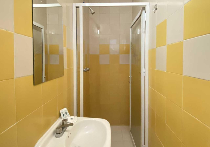 Bathroom 5, HOTEL GRAN VIA CENTRAL, Mexico City