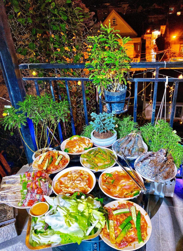 Others 3, Nha cua Ot, Đà Lạt