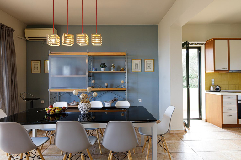 Others 5, Villa Milli, Crete