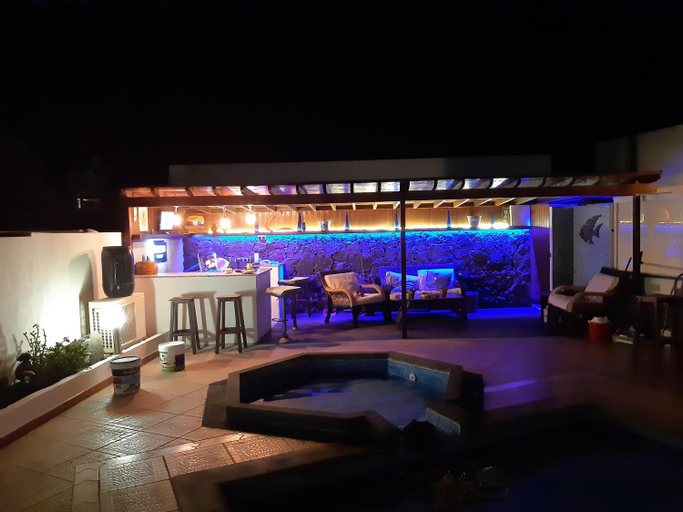 Food & Drinks 4, Extremely Private Villa, Heated Pool & Jacuzzi, Pool Wet Bar, Great Views., Las Palmas