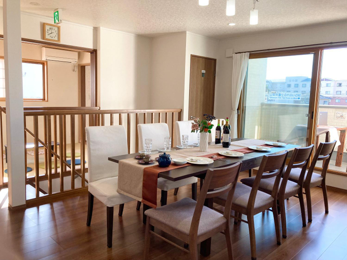 Food & Drinks 5, Baoyi villas house Building A and Building B, Fujikawaguchiko