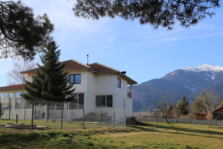 Exterior & Views, Vila Ambasador Bratin Dol