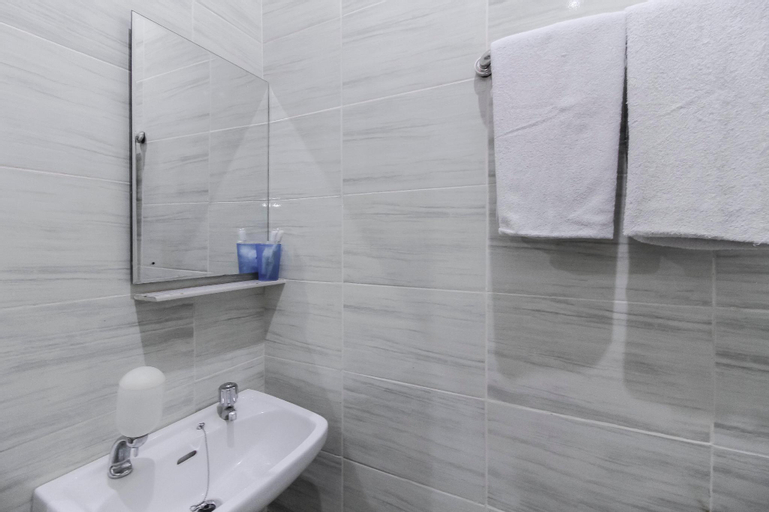 Bathroom 4