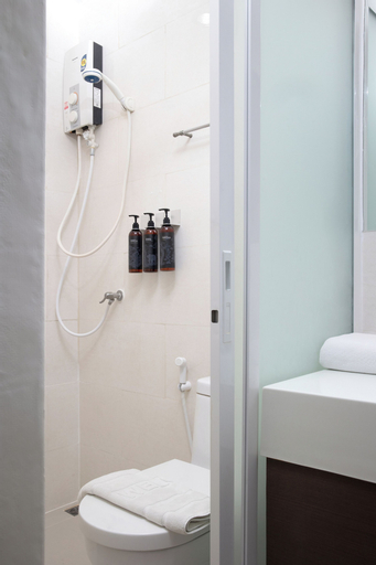 Bathroom 4