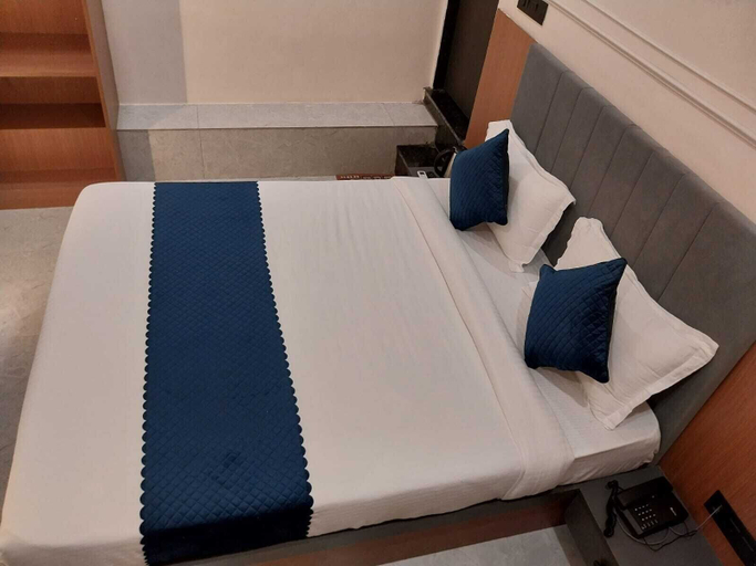 Bedroom 4, Hotel grs palace, Varanasi