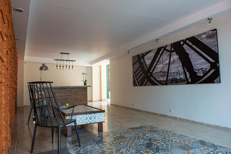 Others 4, Hotel Casa Real, Centro