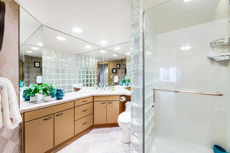 Bathroom 3, Newmark Tower II, Seattle