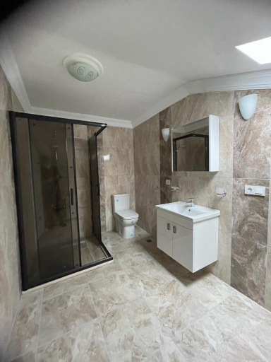 Shower, Sultan Villa, Merkez Mahallesi Dogu Sirti Caddesi Sultan Sitesi H-2, Merkez
