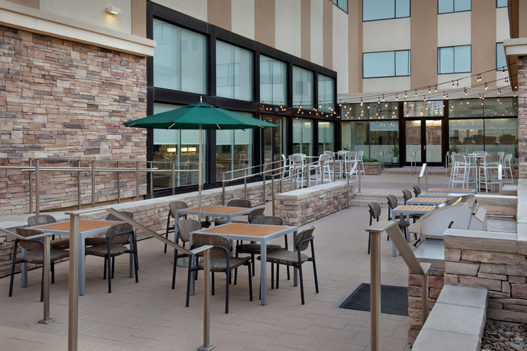 Food & Drinks 5, Element by Marriott Denver Park Meadows, Douglas
