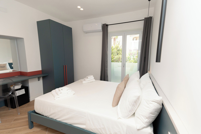 Bedroom 2, Kira Suite and Rooms, Napoli
