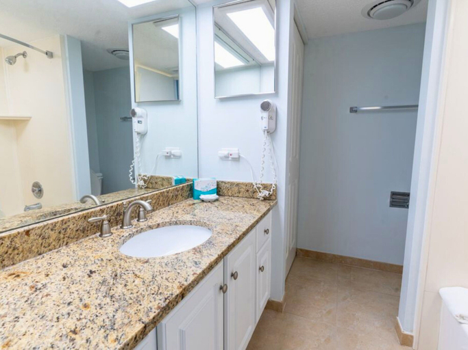 Bathroom 3, Ocean Cove At Palmetto Dunes, Beaufort