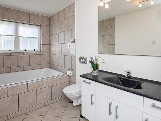 Bathroom 5, 8 person holiday home on a holiday park in Bogense, Nordfyns