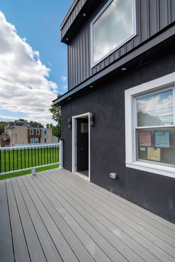 Exterior & Views 2, G.O.G Building, Delaware