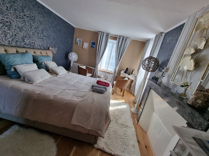 Bedroom 3, Aux léopards Normands, Calvados