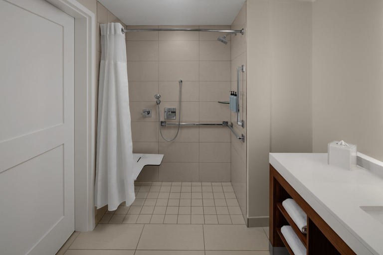 Bathroom 4, Residence Inn Durham McPherson/Duke University Medical Cntr, Durham
