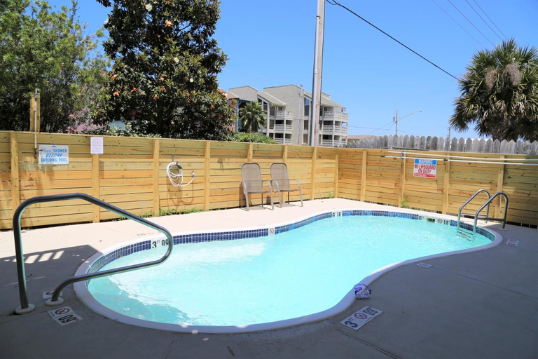 Sport & Beauty 2, Sunrise Village 104 Condo, Baldwin