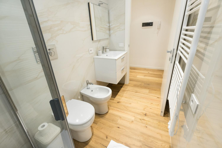Bathroom, MagnoliaApartments - 18B Visconti Duomo, Milano