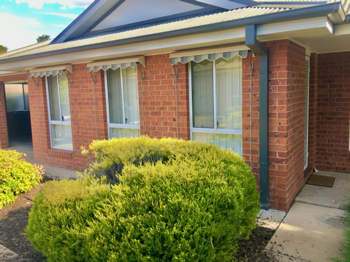 Exterior & Views 4, Wagga Apartments #7, Wagga Wagga - Pt A