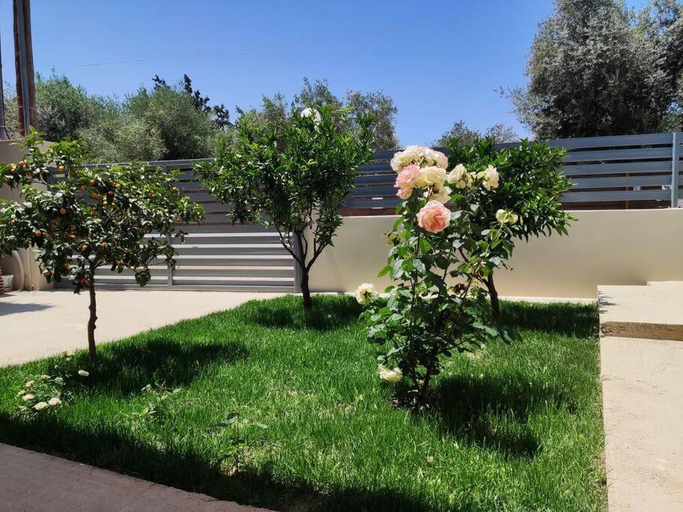 3, The Bright House a two-storey maisonette in Loutraki, Peloponnese