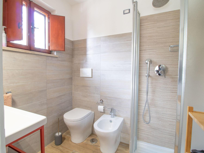 Bathroom, Apartment Kiwi e L'uva - Tuscia by Interhome, Viterbo