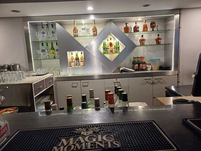 Food & Drinks, Marina Inn, Chennai