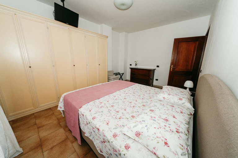 Bedroom 15