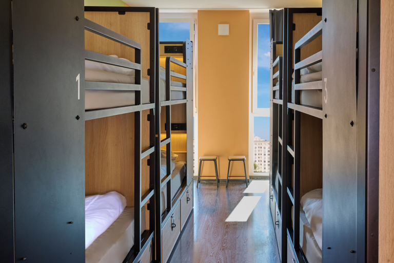 Bedroom 5, Generator Berlin Alexanderplatz, Berlin