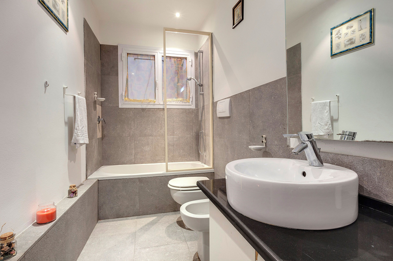 Bathroom 4, Mamo Florence - Oriuolo Apartment, Florence