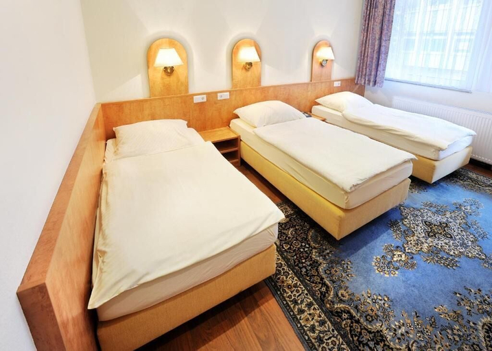 Bedroom 3, Hotel Herzog, Hamm