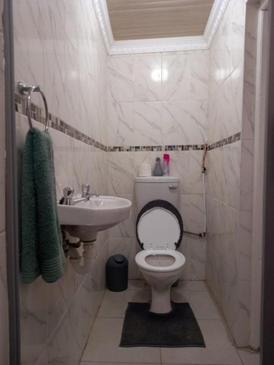 Others 3, G Guest House, Buffalo City
