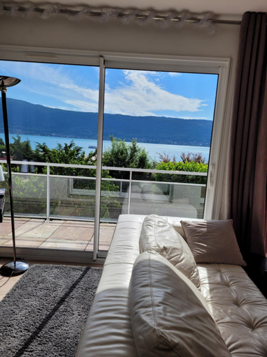 Others 3, Sunshine Villa in front of Annecy Lake, Haute-Savoie