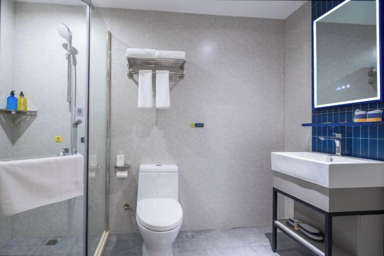 Bathroom 3, 7Days Inn Hotel (Nanjing Lukou Airport), Nanjing
