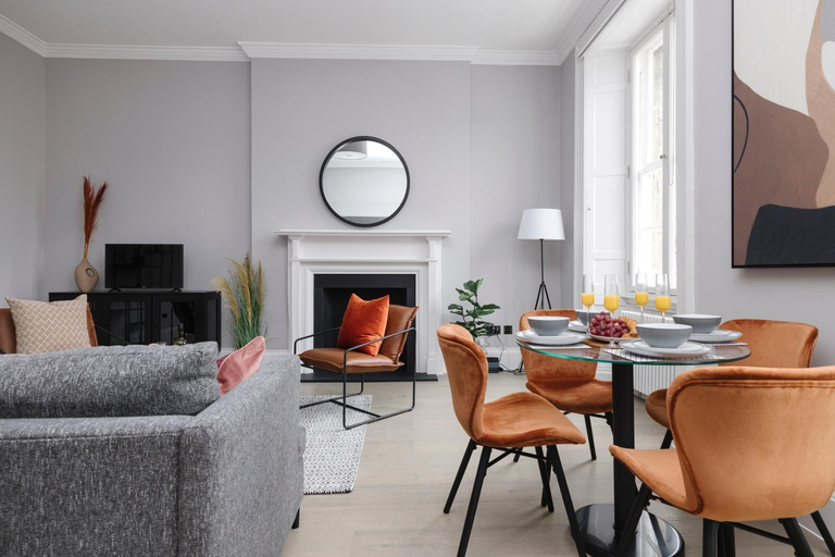 Others 4, Luxurious Apartment on Notable George Street, Edinburgh