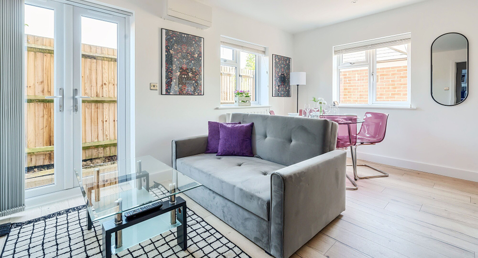 Others 5, Kingsclere Apartments in Basingstoke, Hampshire