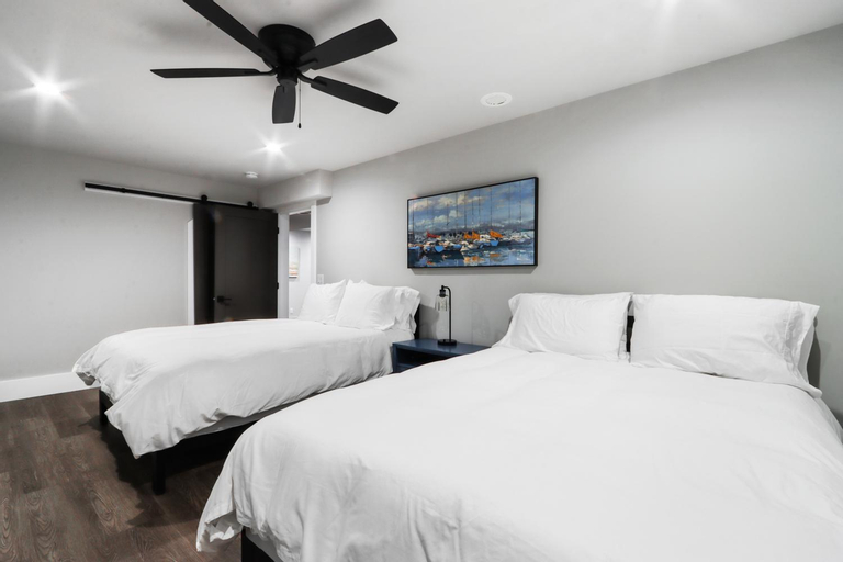 Bedroom 2, Williams Bay House - Cherry Street Retreat, Walworth