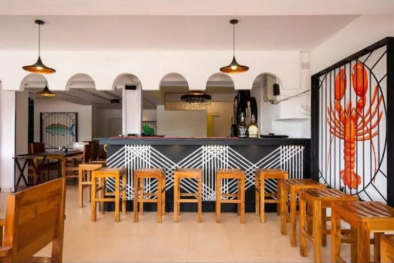 Food & Drinks 5, Holiday Beach Resort, North Goa