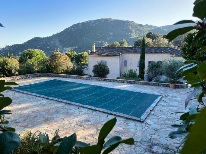 Others 5, Villa a Conca avec piscine pour 8 personnes en Corse du Sud, Corse-du-Sud