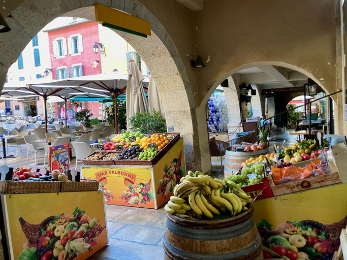 Food & Drinks 4, 5 Star Rated Exclusive House in Valbonne Village, Alpes-Maritimes