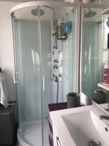 Others 2, Chambre celia lits separes, Seine-Maritime