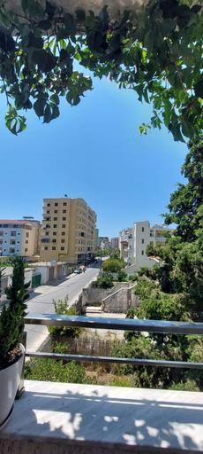 Others 5, Villa Madani, Durrësit