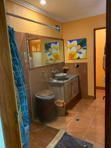 5, Beachfront Dolphin Cabin, Douglas