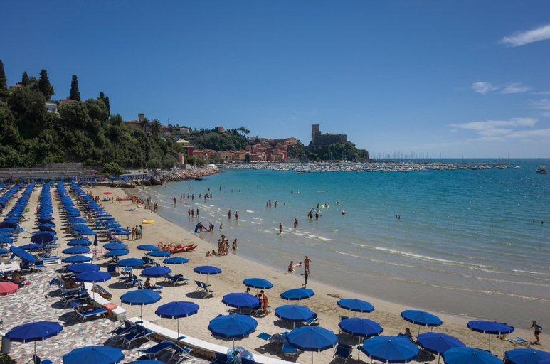 Casa Norb Lerici - with Private Parking, La Spezia