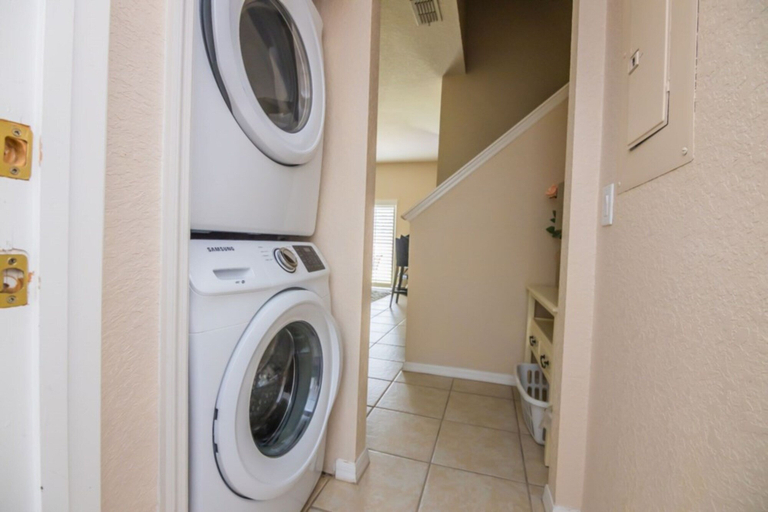 Bathroom 3, Lynval's Regal Palms Resort Townhome, Polk