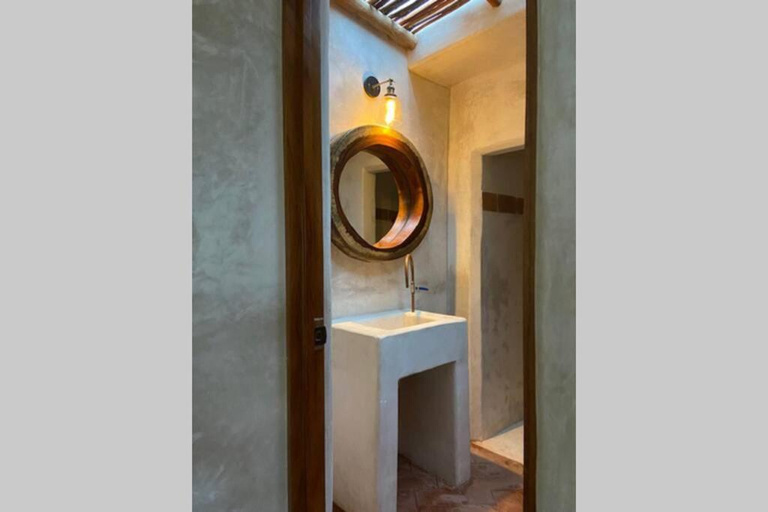 Bathroom, Casa Coconut, Dist. Pochutla
