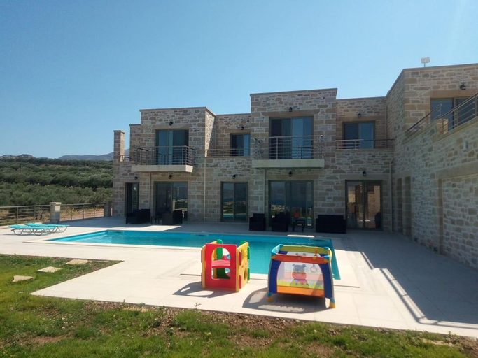 3, Mitato Stylianos, Crete