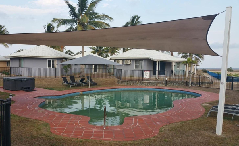 Sport & Beauty, Sea View Villa. 2 bedroom. Sleeps 4. Free WIFI, Mackay - Pt A